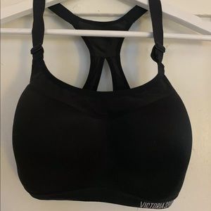 Victoria's Secret VSX Flex Underwire Sports Bra